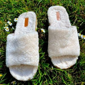 Vince shearling slippers